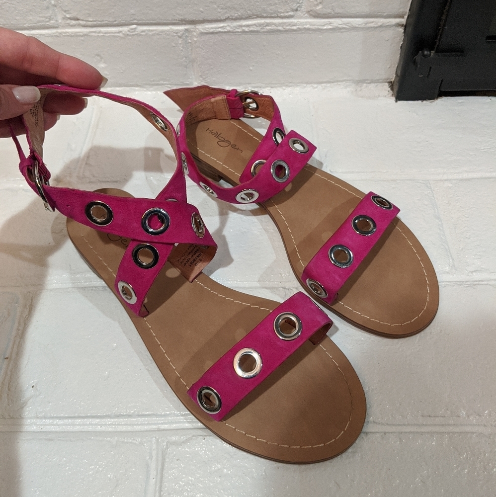 Halogen Elsie Magent strappy sandals with grommets